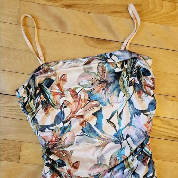 Windsor Floral Slinky Dress - Picture 2 of 10